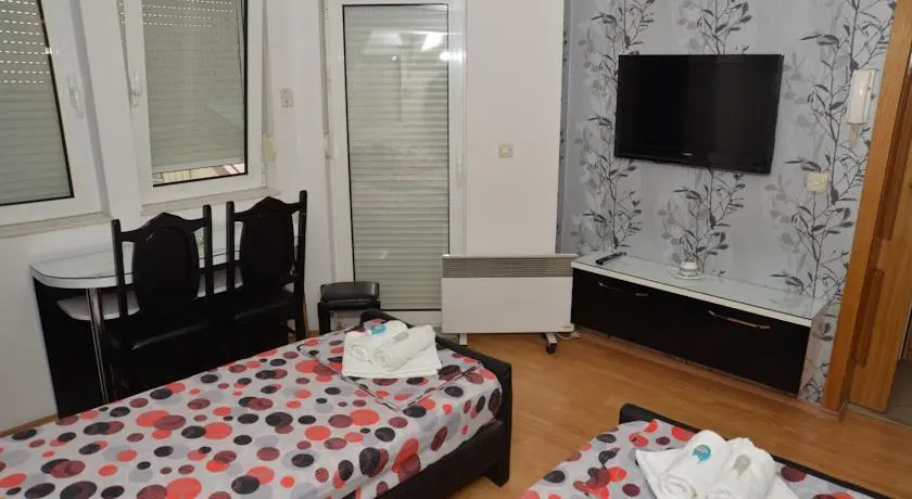 Kate Apartments