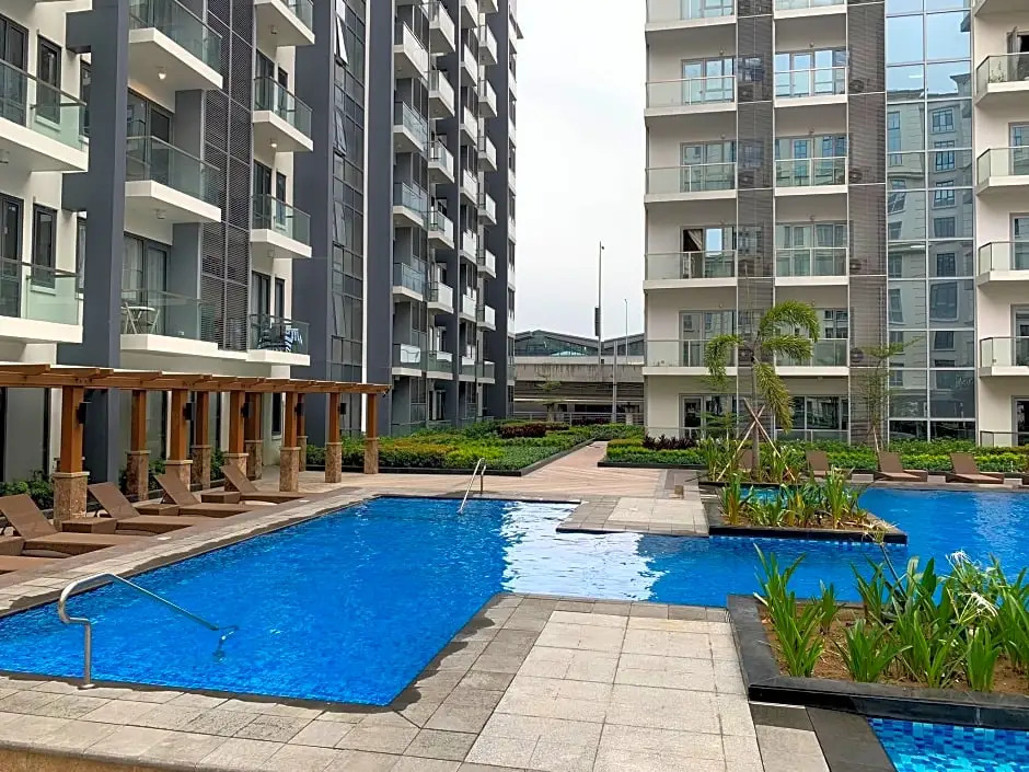 81 Newport Boulevard C4 7i, 6G & C6-9G near T3