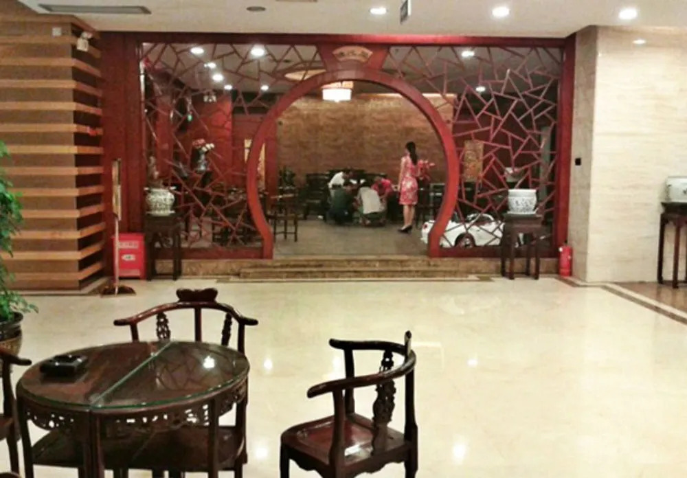 Golden Holiday International Hotel
