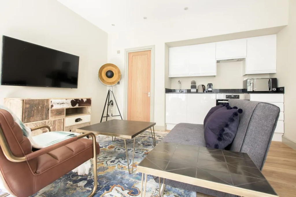 The Mayfair Parade - Trendy 1bdr Pied-a-terre in Central London