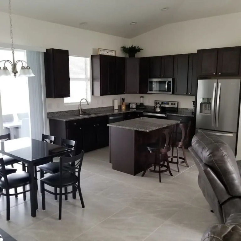 Stunning New Home in Cape Coral Florida