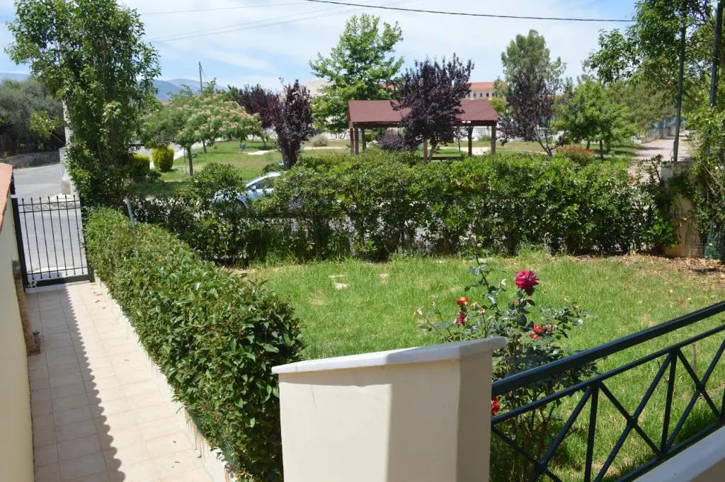 Serenity House Aigio Dimitropoulos