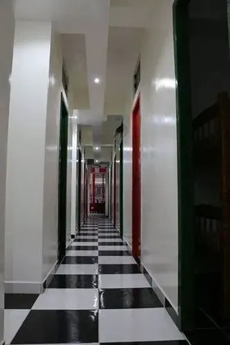 Deck Hostel