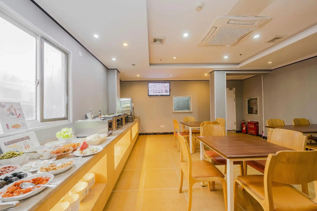 Homeinn Hotel (Shanghai Ninth People's Hospital Fengcheng Branch)