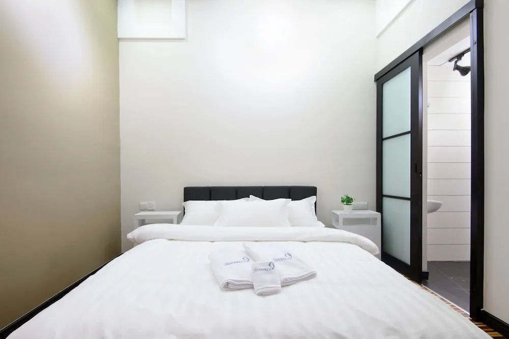 2-Bedrooms Gurney Terrace 9 - iB11
