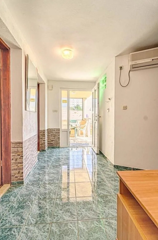 Comfort Pool Apartments