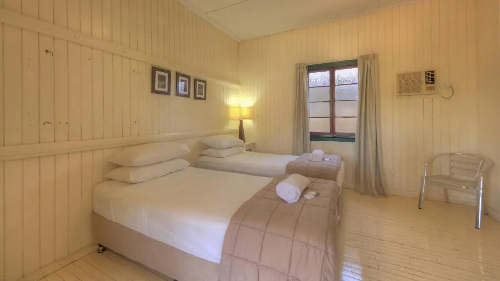 Wellshot Hotel