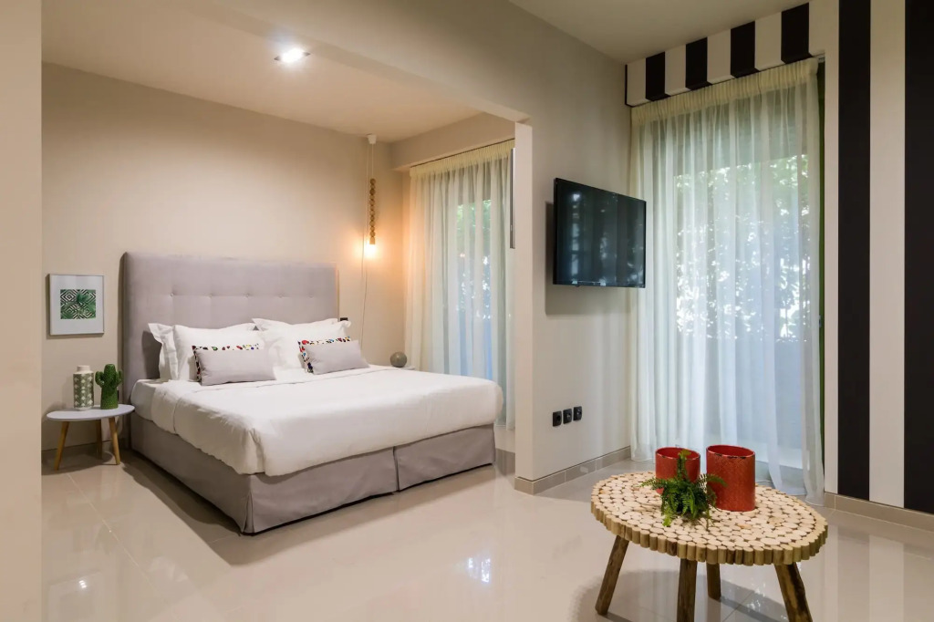 Athens Mosaico Suites & Apartments