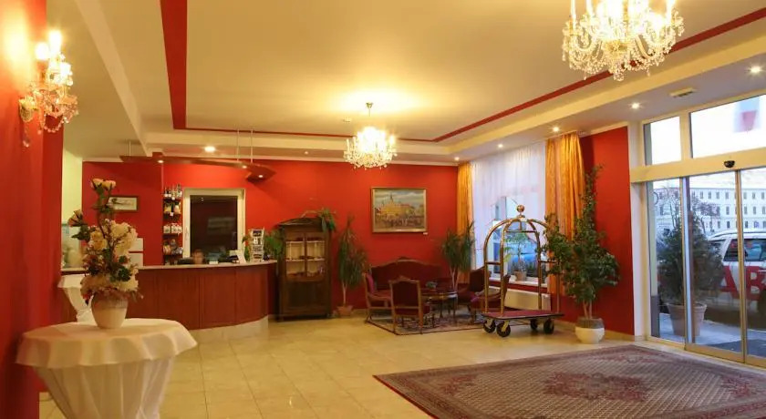 Hotel Savoy