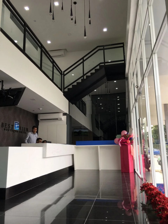 Hotel Zamburger Shah Alam