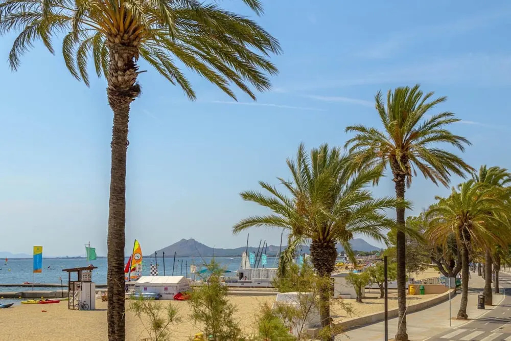 Apartment - 3 Bedrooms with WiFi and Sea views - 107925