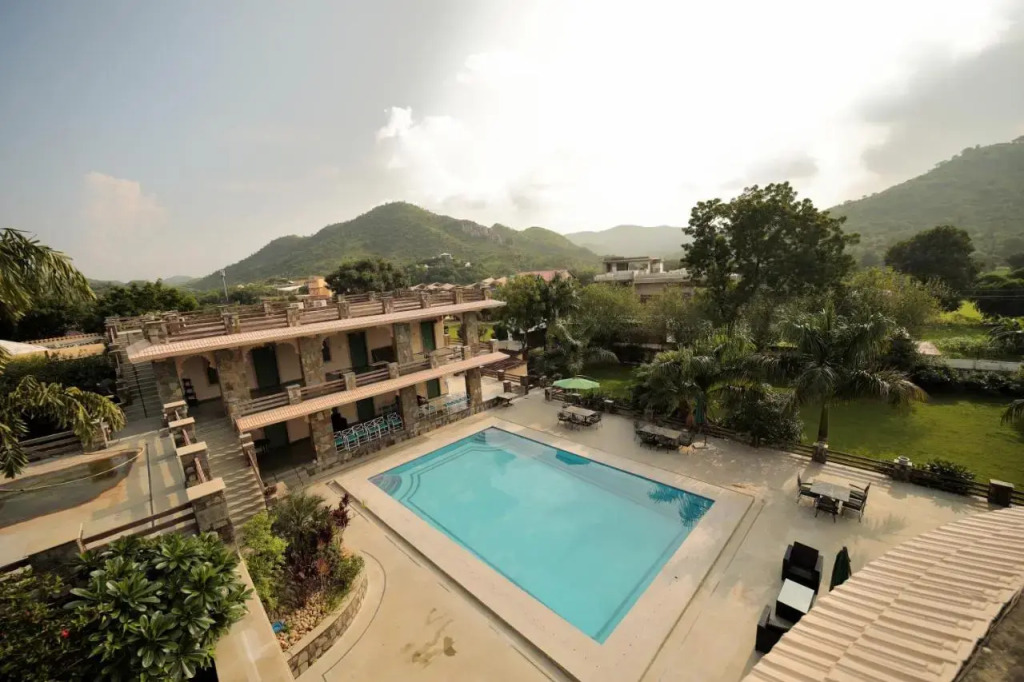 Vache Farm Stay