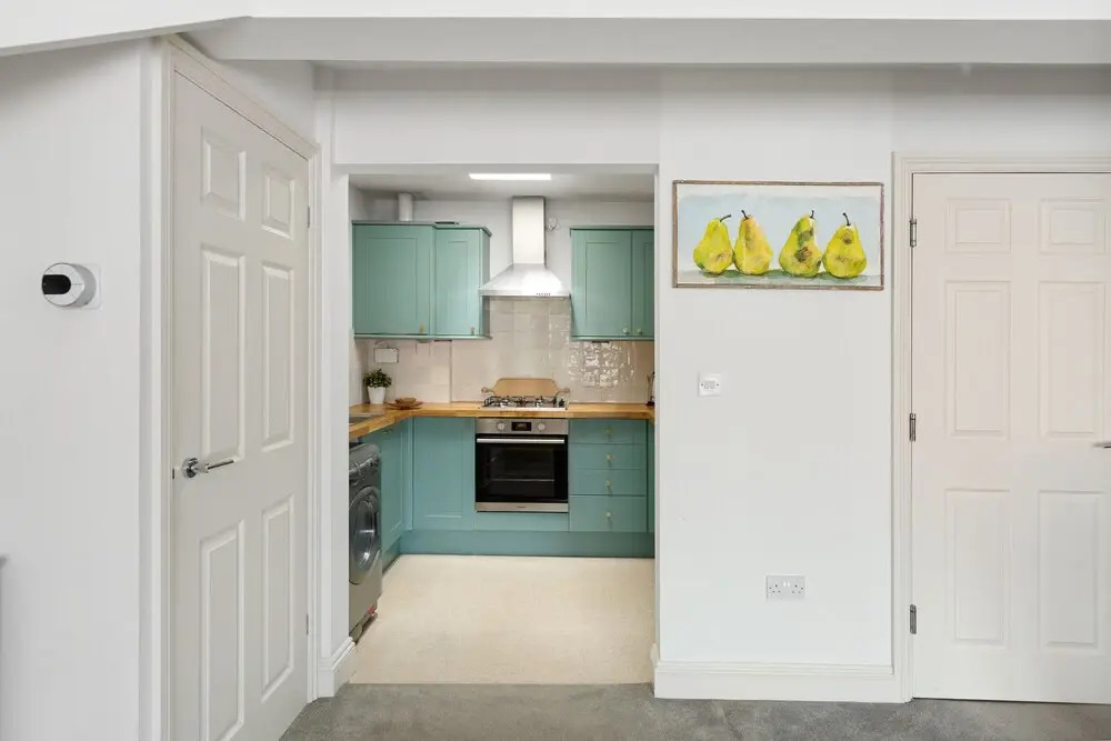 84A Albany Road