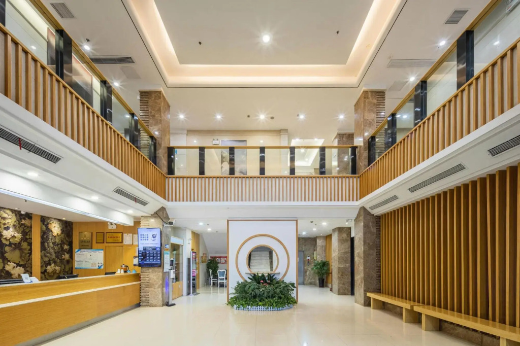 Starway Hotel Luan Shucheng Saifu