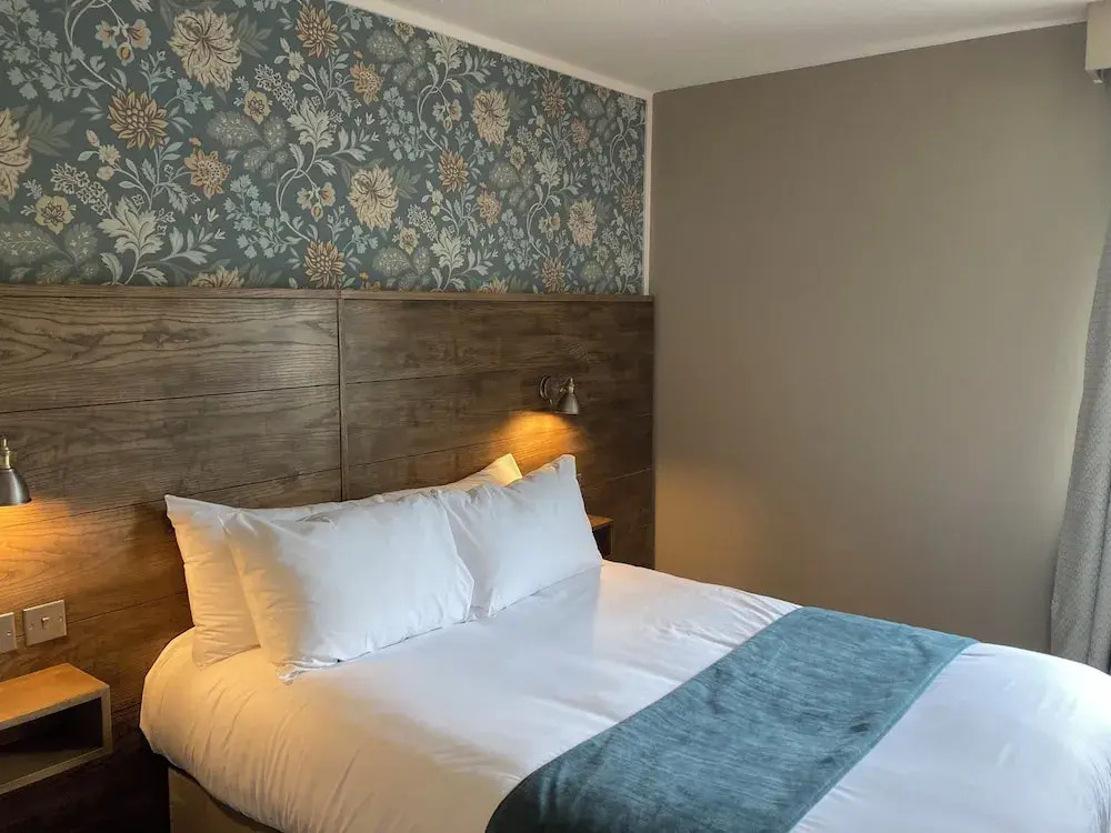 Blue Bell Lodge Hotel