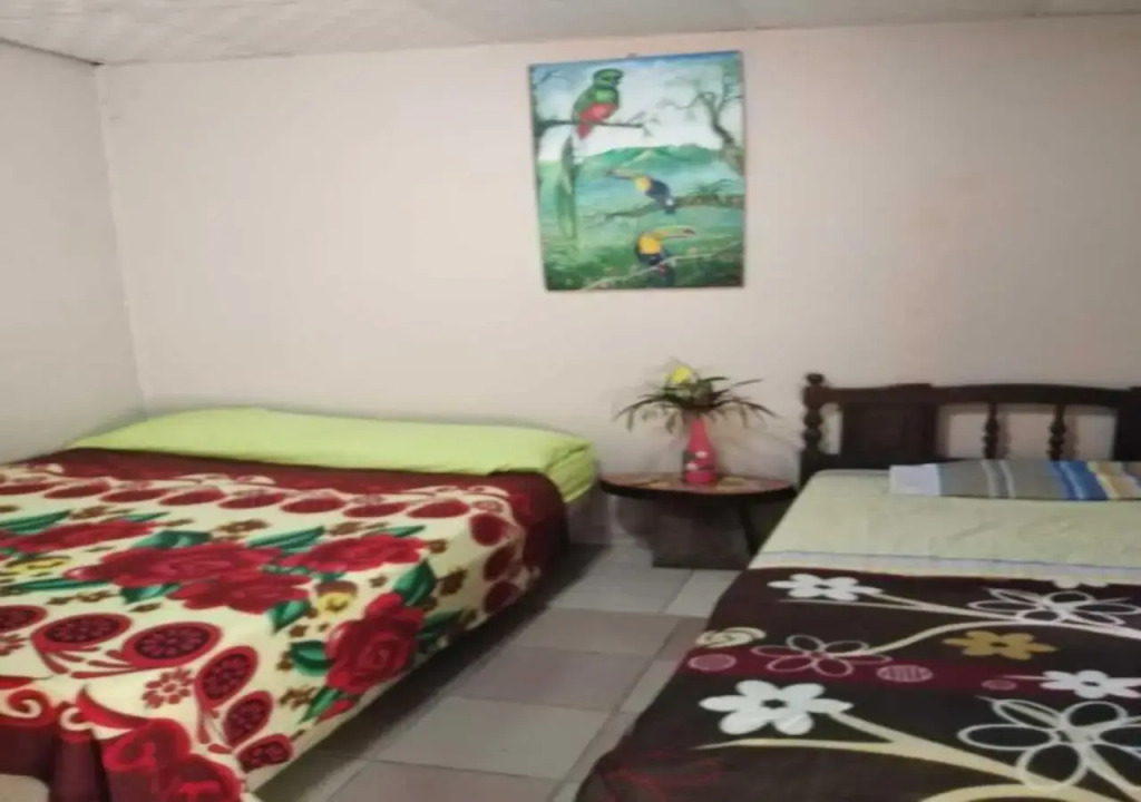 Hostal Familiar El Ángel Panamá B&B