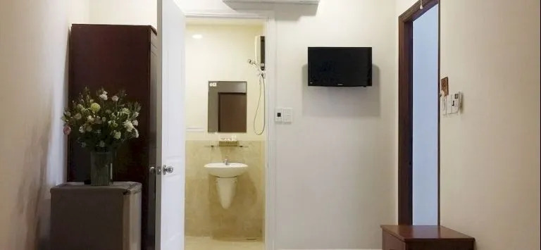 Giang Son Hotel 3