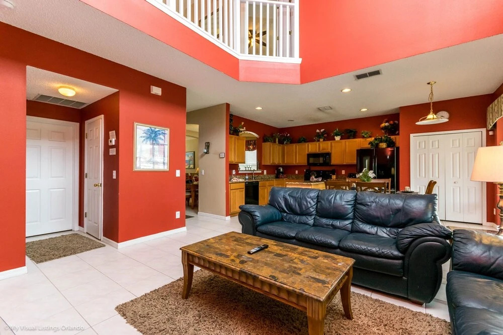 2697 La Isla Court