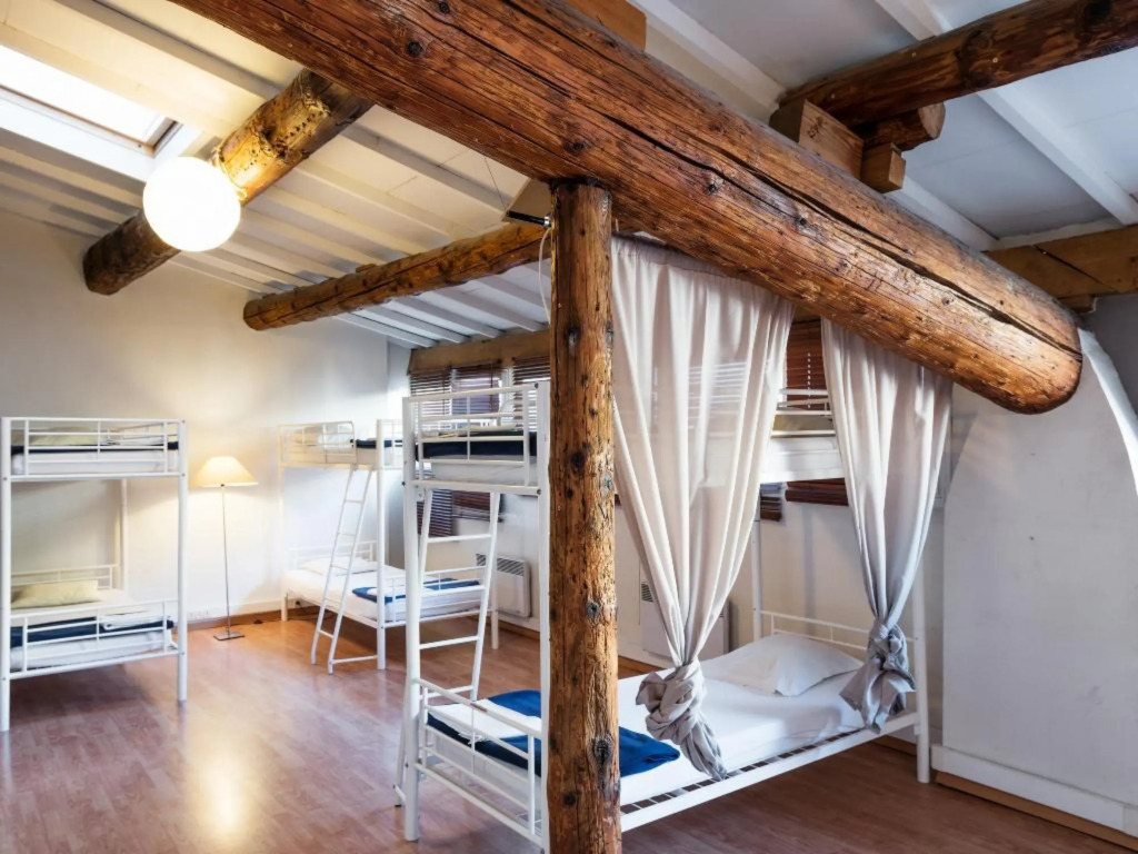 Vertigo Hostel