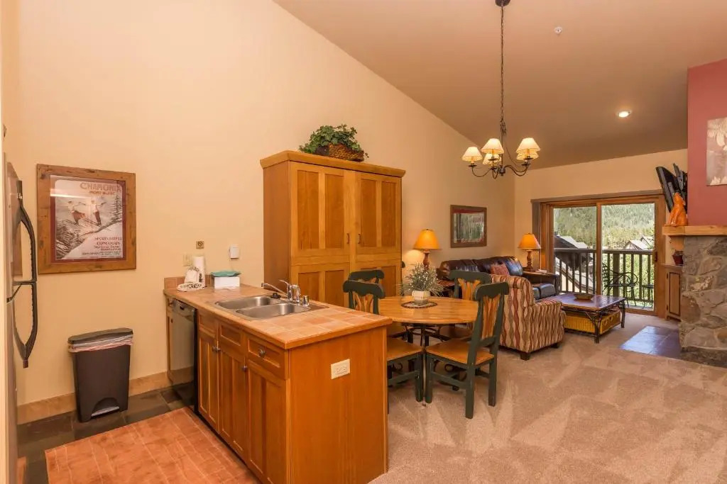 Red Hawk Lodge #2308 by Summit County Mountain Retreats