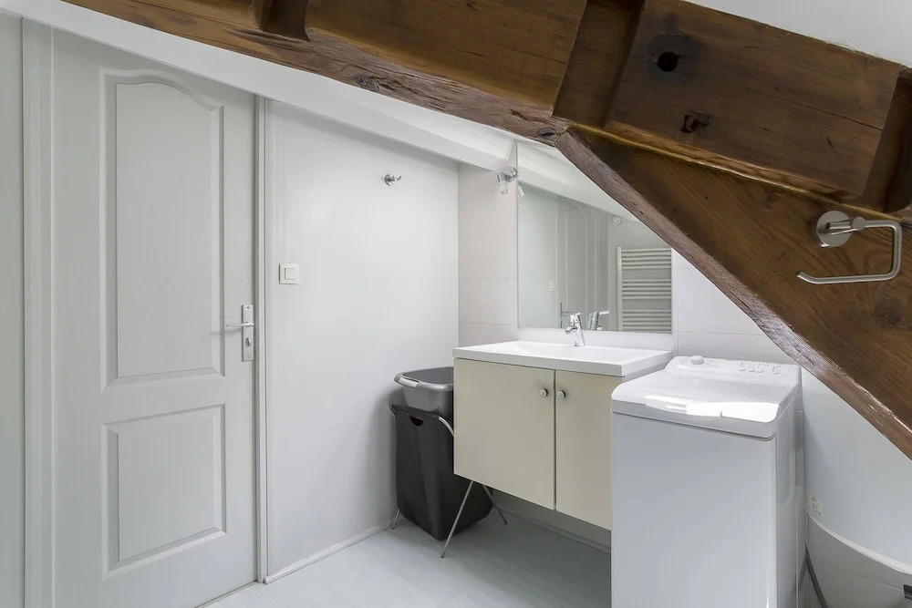 Nice 2 Room Apartment - Lyon