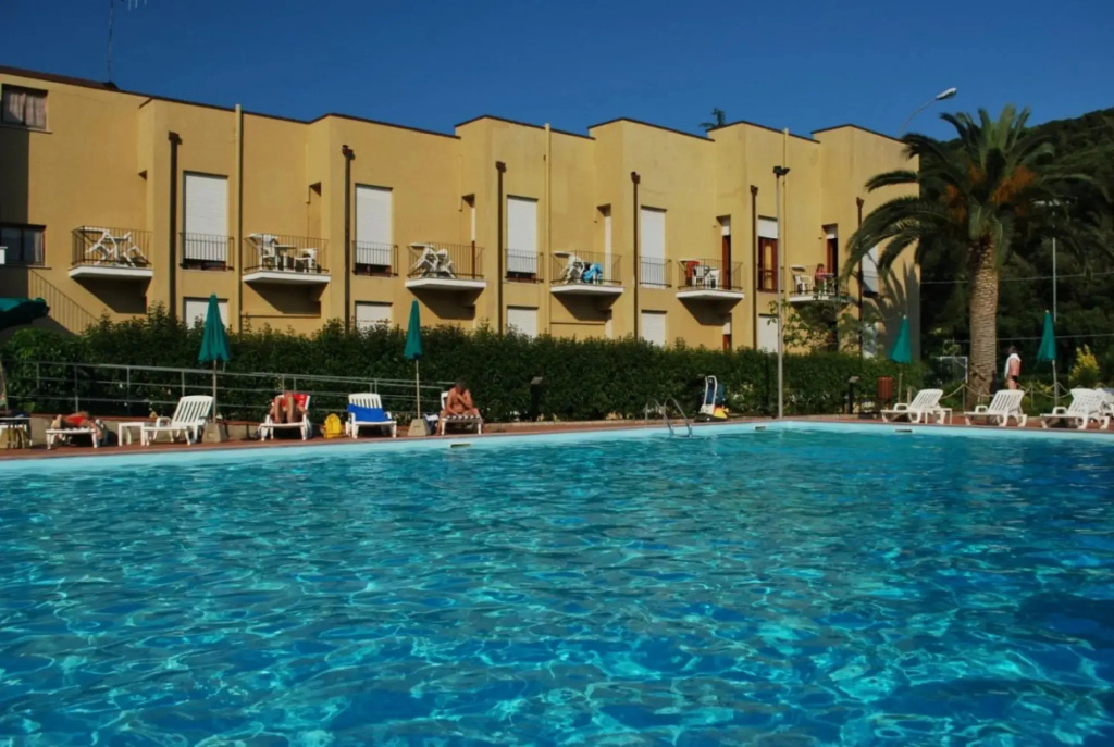 Holiday Park- Studio