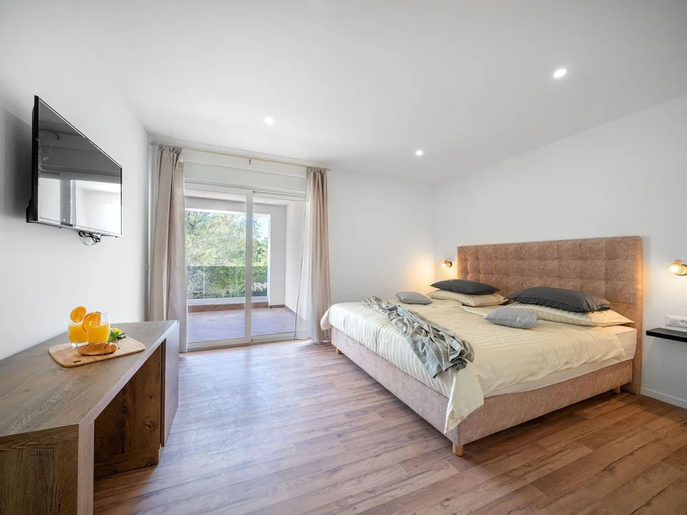 Dreamy Villa in Vodice With Private Swimming Pool