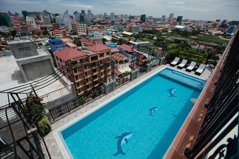 Heng Mohasal Apartment