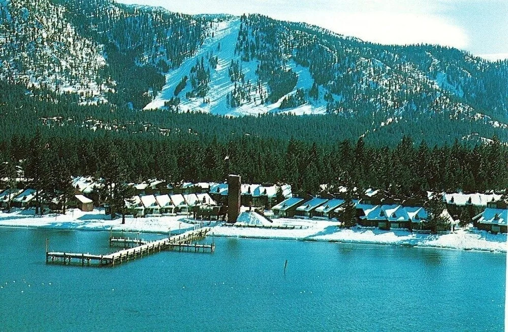 Sky Lake Splendor 5 Bedroom Condo by RedAwning