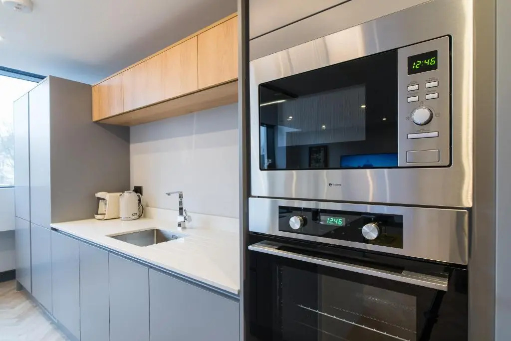 Luxe Apartments, The Moorwell, Secure Parking, - 10mins Cardiff City Ctr