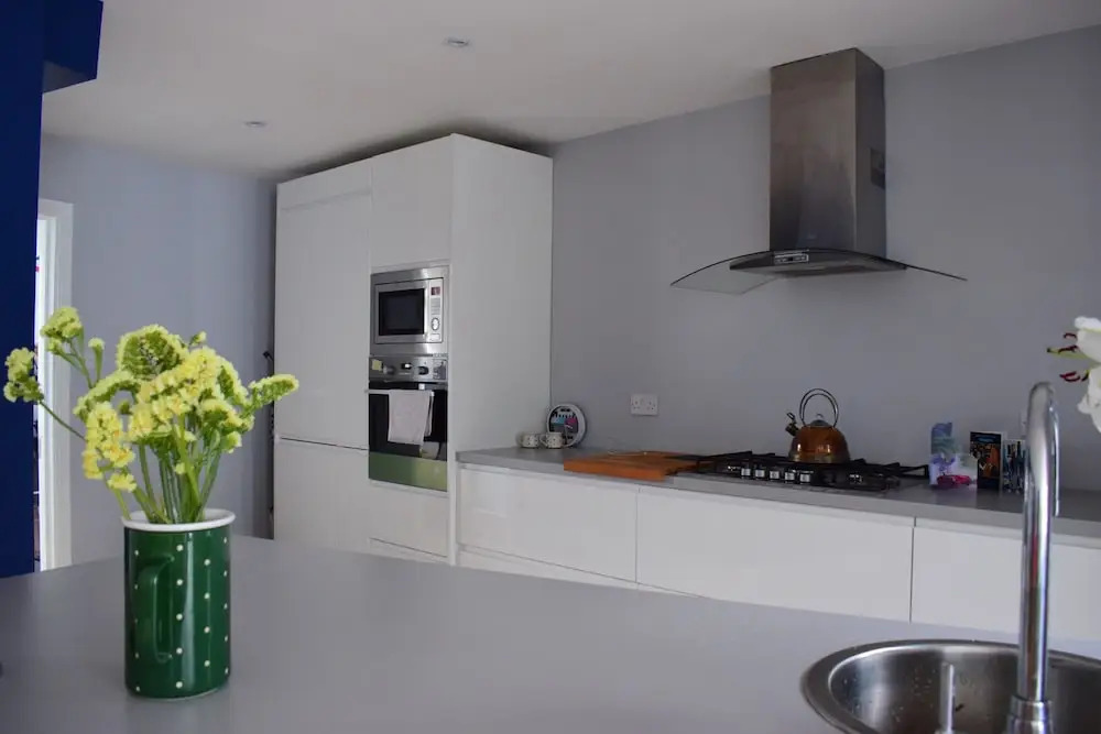 2 Bedroom Modern Family Home