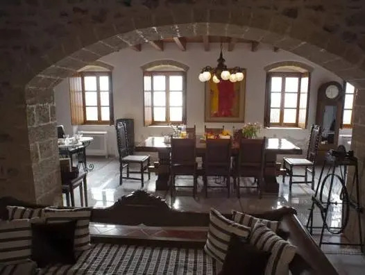 Theophano Art Hotel