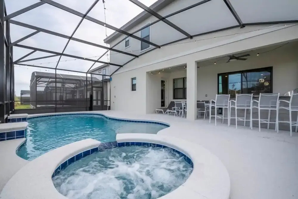 6163 Fantastic Home With 12bd