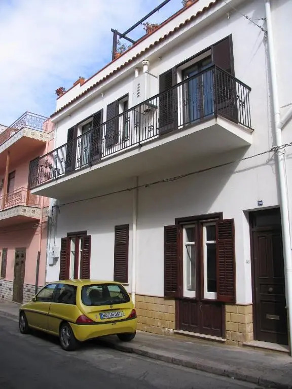 Terrasini Siracasa