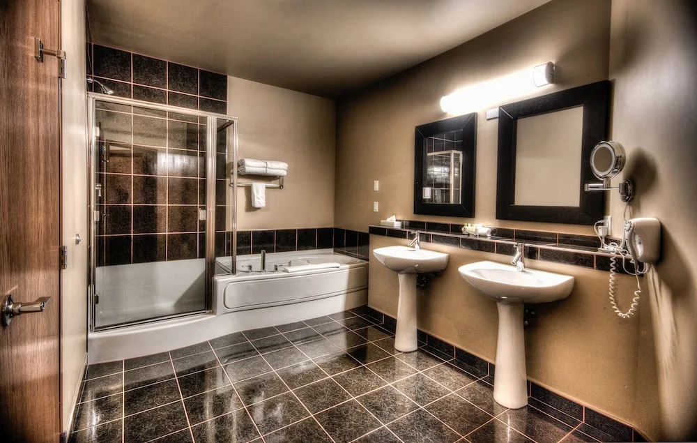 Grand Inn & Residence- Grande Prairie