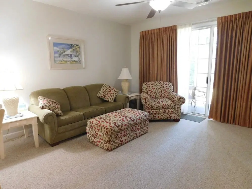River Crossing #1013 2 Bedroom Condo by Redawning