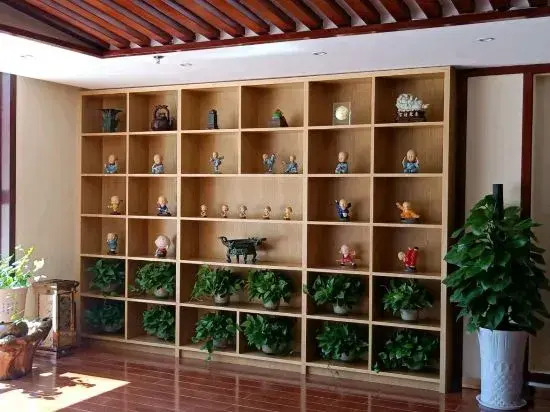 Dengfeng Zhonggang Business Hotel