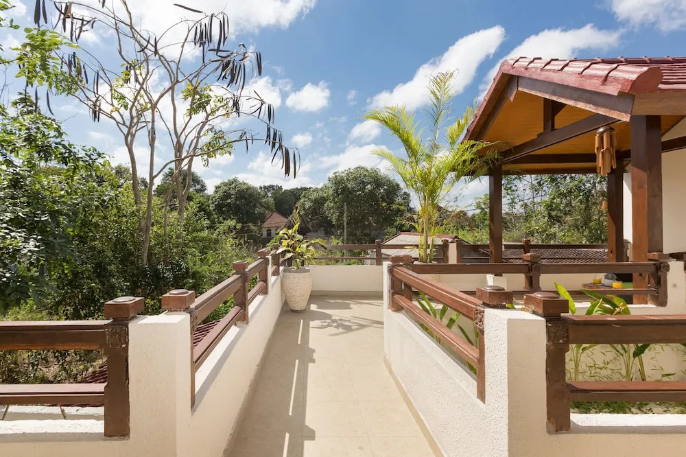 Nalin Bali Villas