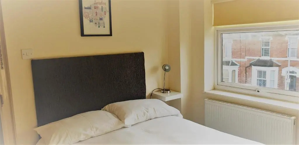 Swindon Old Town Duplex - Entercloud9sa