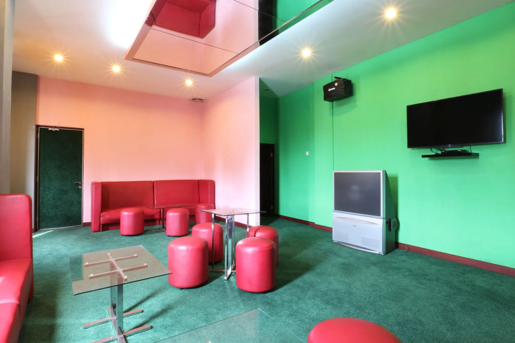 Jambrut Inn