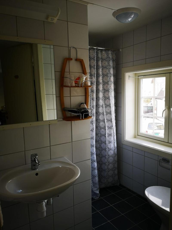 Henningsvær Guesthouse