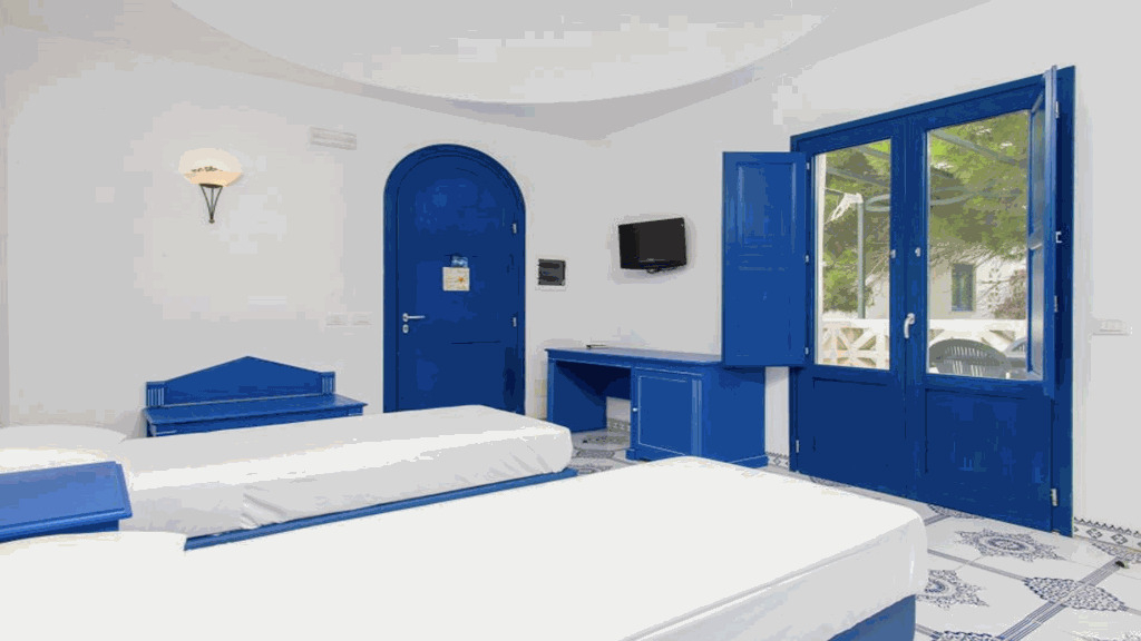 Araba Fenice Village