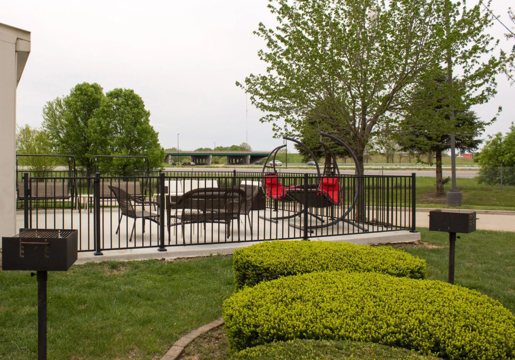 Baymont Inn and Suites Springfield