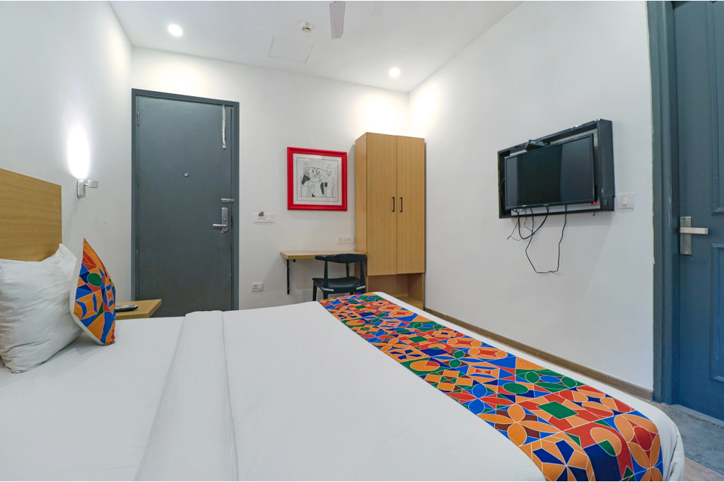 FabHotel Destiny Inn - Nr Medanta Hospital