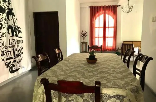 Island Life Hostel