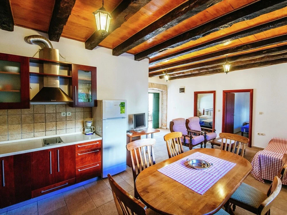Spacious Ground Floor Apartment With Private Covered Terrace, Near the Sea