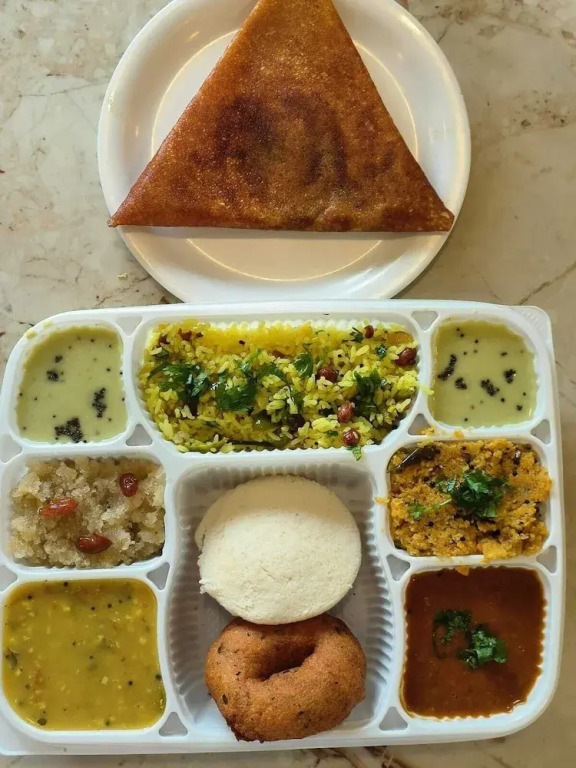 Yuvraj Galaxy Inn