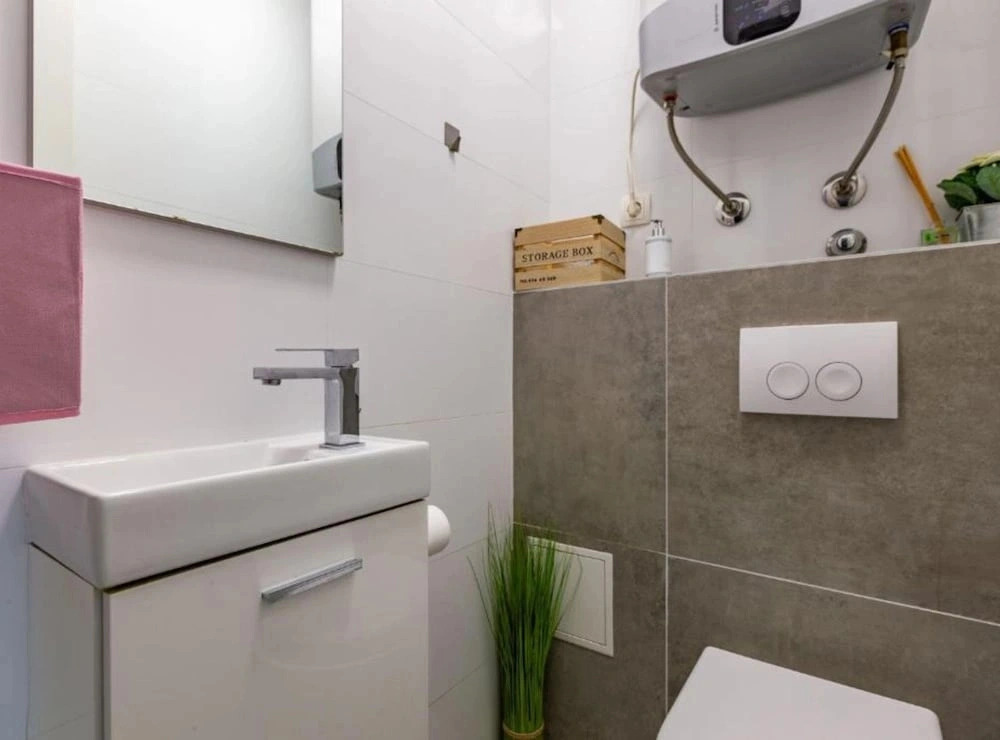 Artsea Apartment