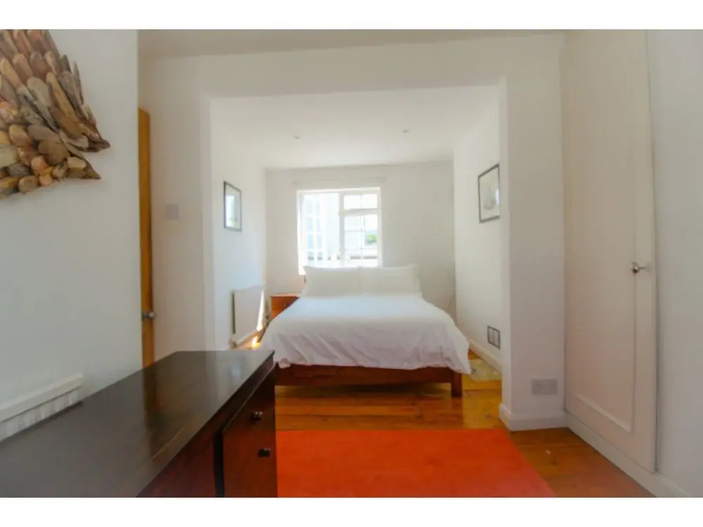 Terraced Kemptown House With a Balcony by the sea