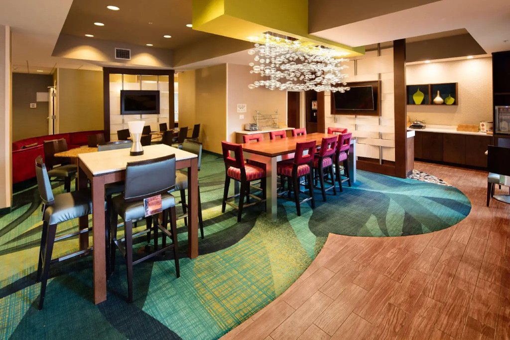 Holiday Inn & Suites Bothell an IHG Hotel